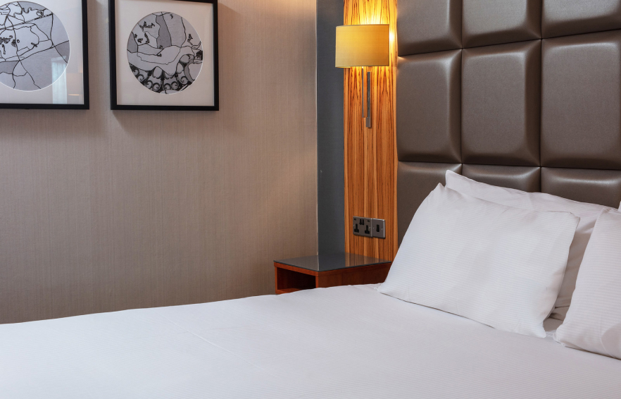 Carousel Desktop Family 01