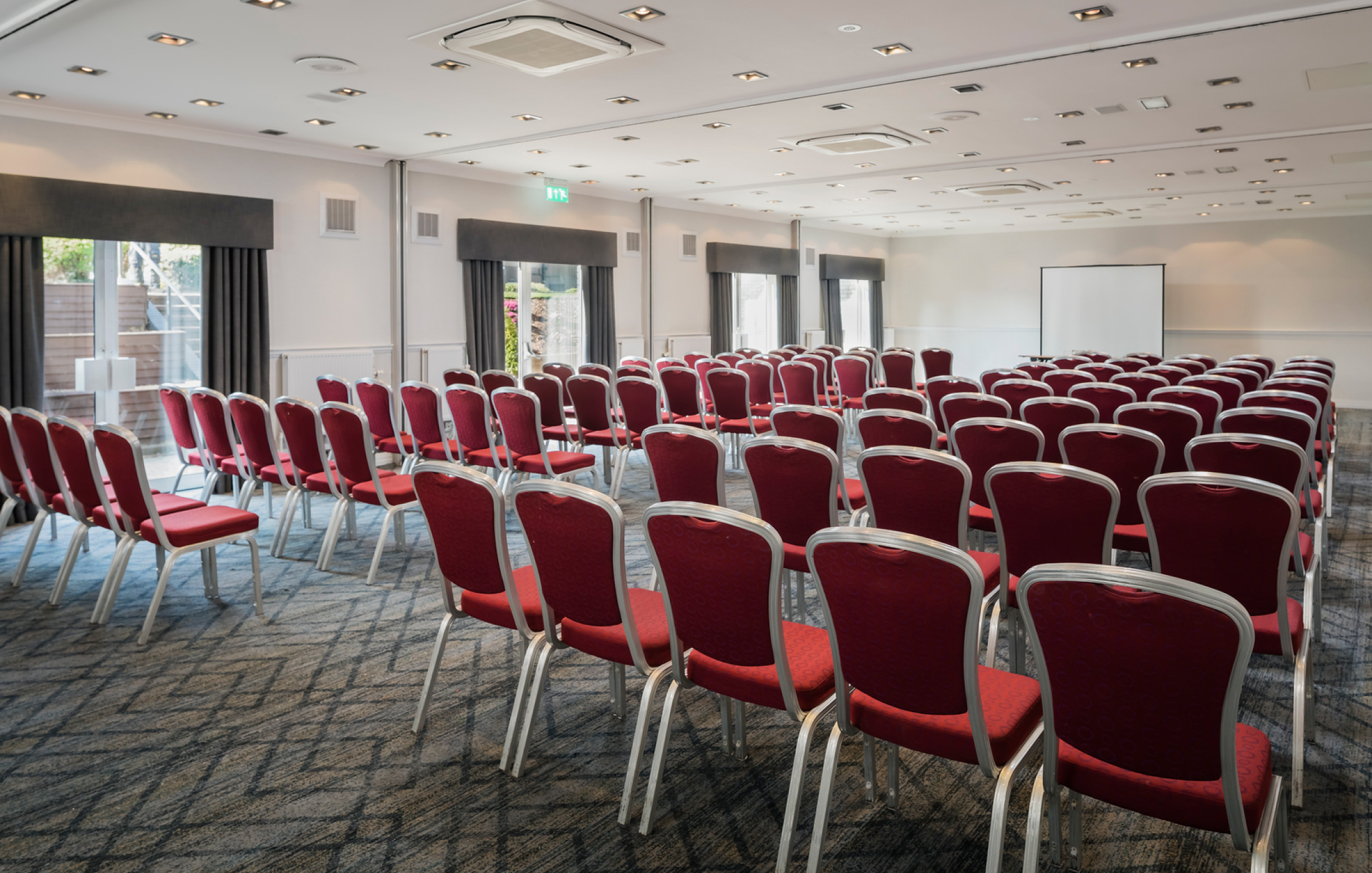 Parkroyal Gallery Meetings Garden Suite Theatre