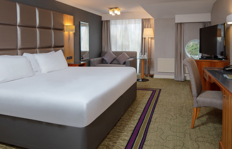 Carousel Desktop Family 04