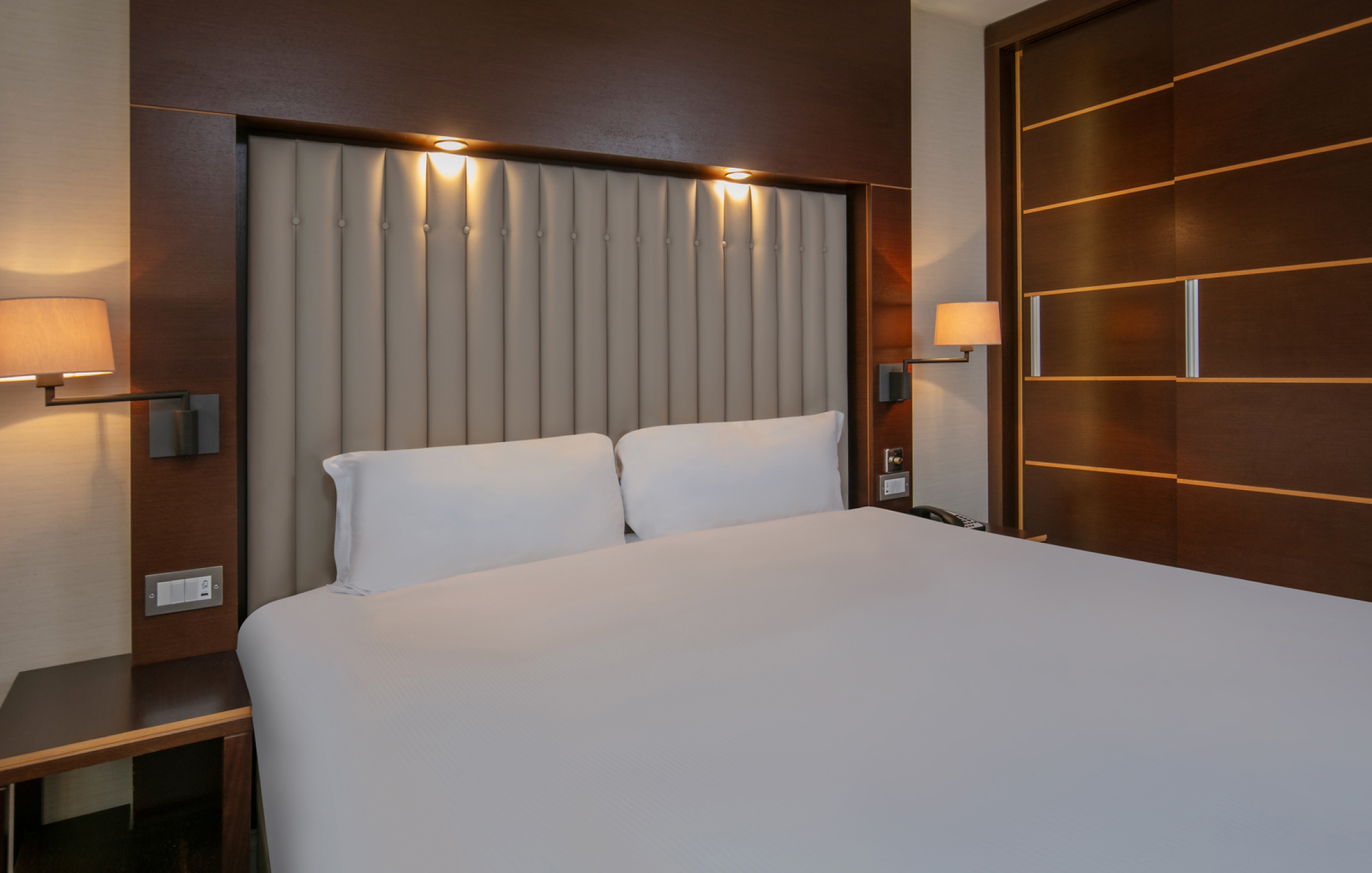 Parkroyal Gallery Rooms Deluxe King 4