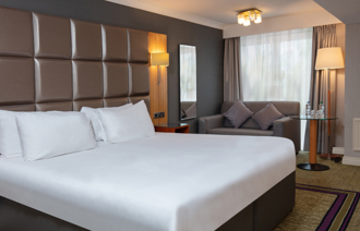 Carousel Desktop Family 02