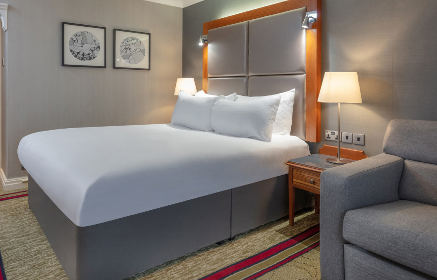 Carousel Desktop Family 03