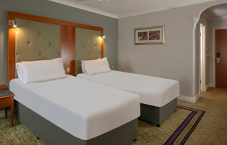 Carousel Desktop Twin 01