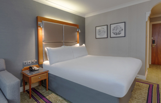 Carousel Desktop Family 02