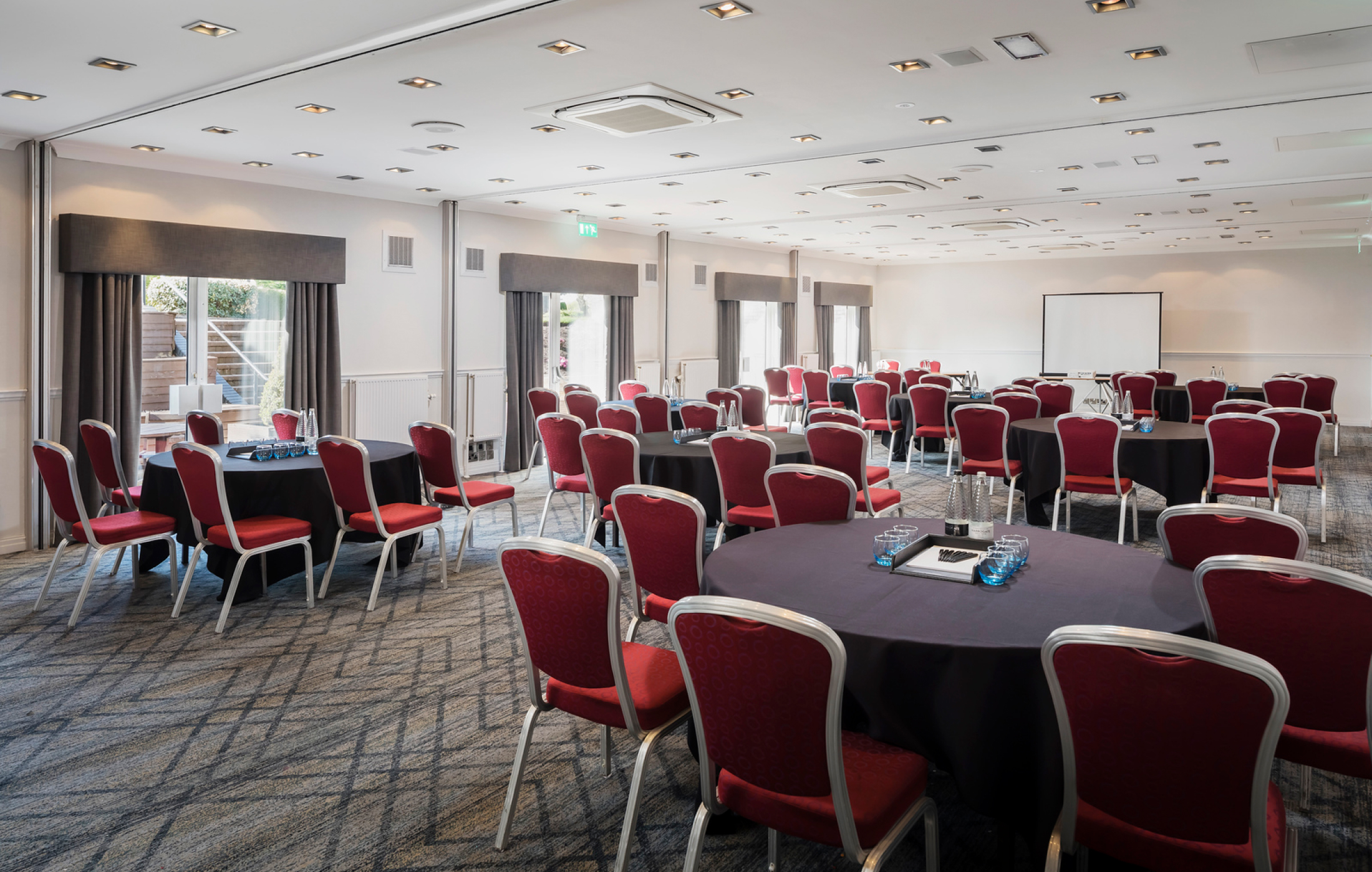 Parkroyal Gallery Meetings Garden Suite Cabaret