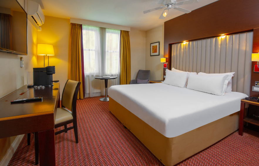 Carousel Desktop King 01