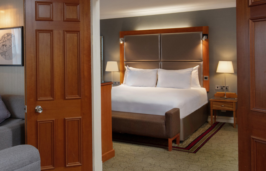 Carousel Desktop Ambassador 01