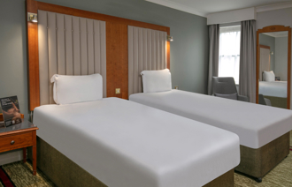 Carousel Desktop Twin 02