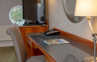 Carousel Desktop Family 03